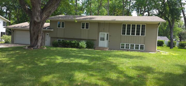 Property Photo: 200 Interwood Drive MN 55336