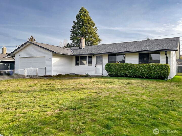 Property Photo:  28618  47th Place S  WA 98001 