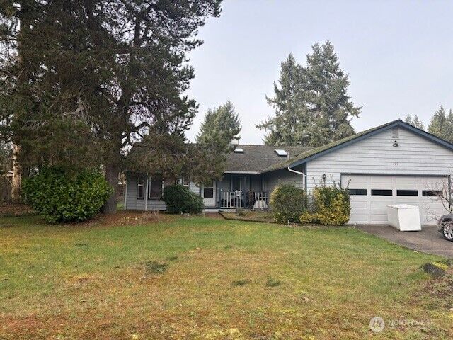 Property Photo: 427 Sawmill Court SE WA 98513