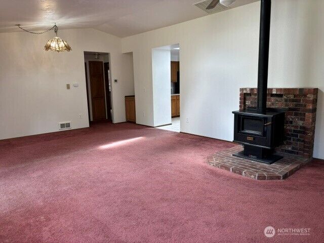 Property Photo:  427  Sawmill Court SE  WA 98513 