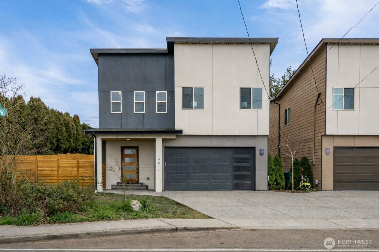 Property Photo:  14811  40th Avenue W  WA 98087 