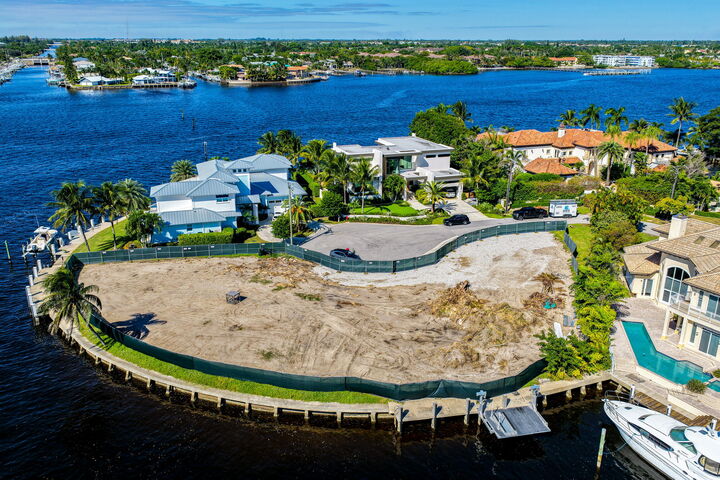 Property Photo: 92 Island Drive S FL 33435