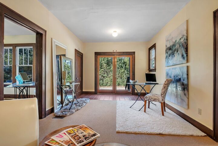 Property Photo:  847 E Park Avenue  FL 32301 