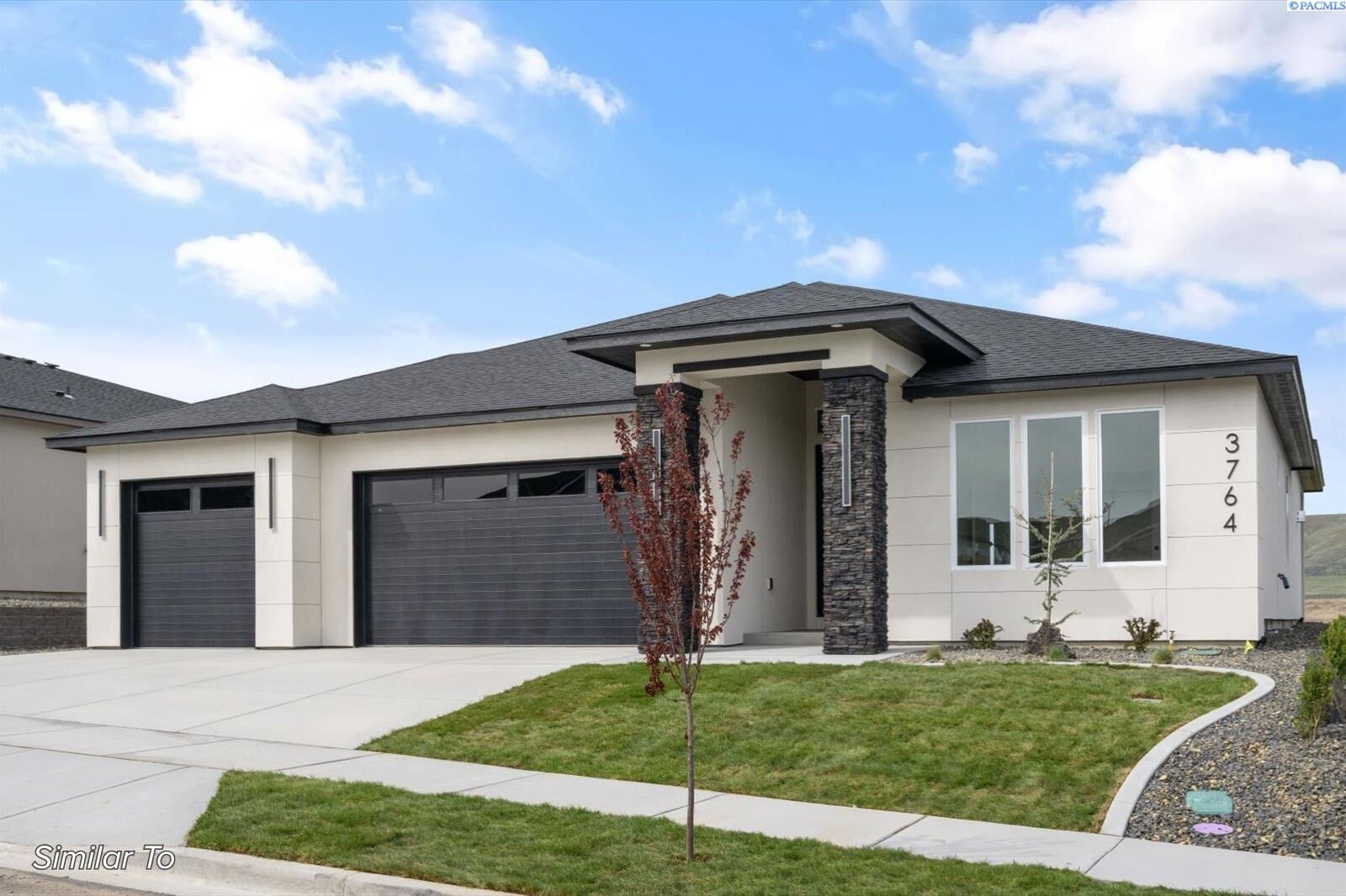 Property Photo: 3702 Allison Way 197 WA 99352