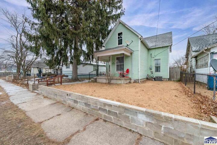 Property Photo:  400 S 8th Street  IN 47885 