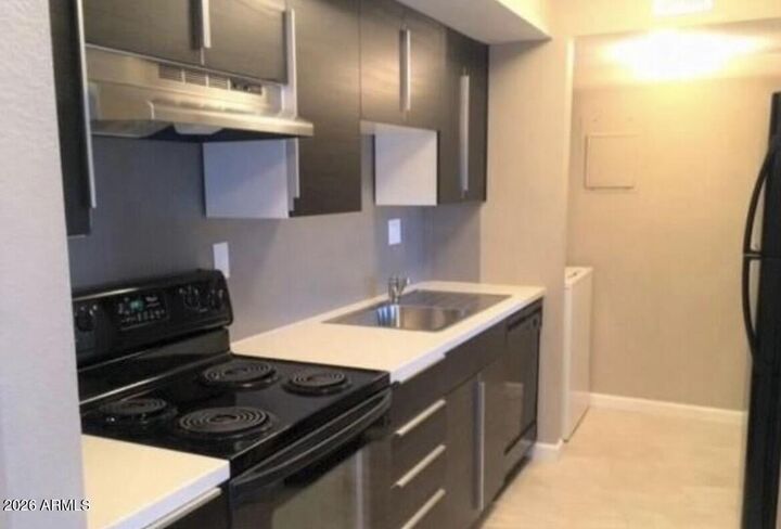 Property Photo: 6118 W Morten Avenue AZ 85301