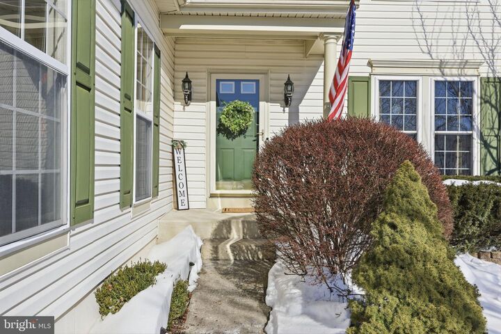 Property Photo:  4525 Deep Glen Way  PA 18902 