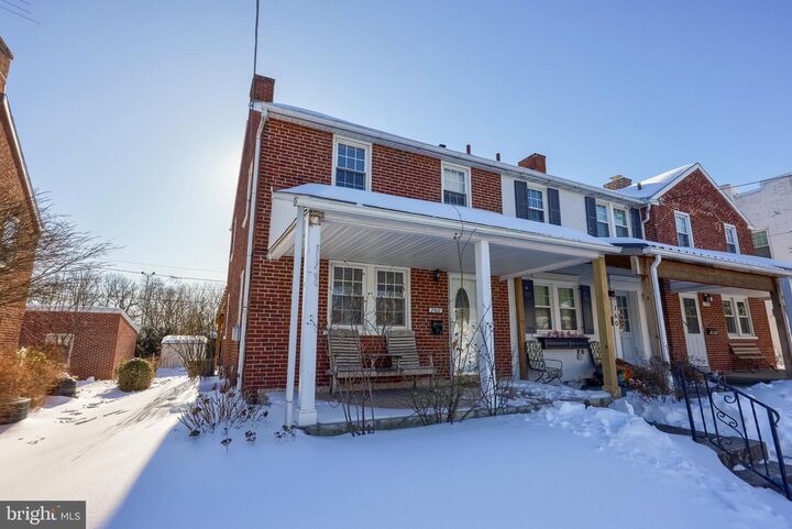 Property Photo:  762 New Holland Avenue  PA 17602 