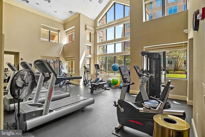 Property Photo:  3835 9th Street N 201E  VA 22203 