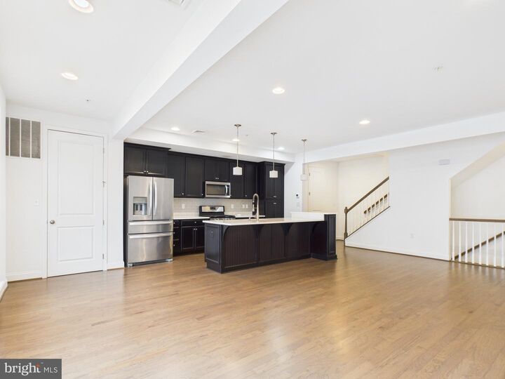 Property Photo:  408 Mayer Place  PA 17601 