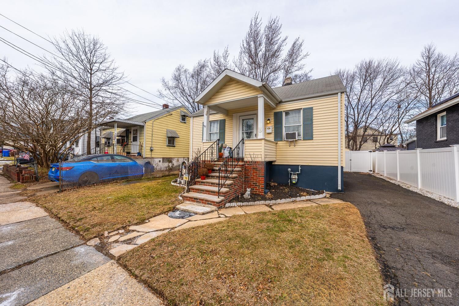Property Photo:  78 Spring Street  NJ 07095 