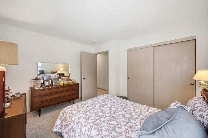 Property Photo:  2487 Timbers Edge Lane  OH 43235 