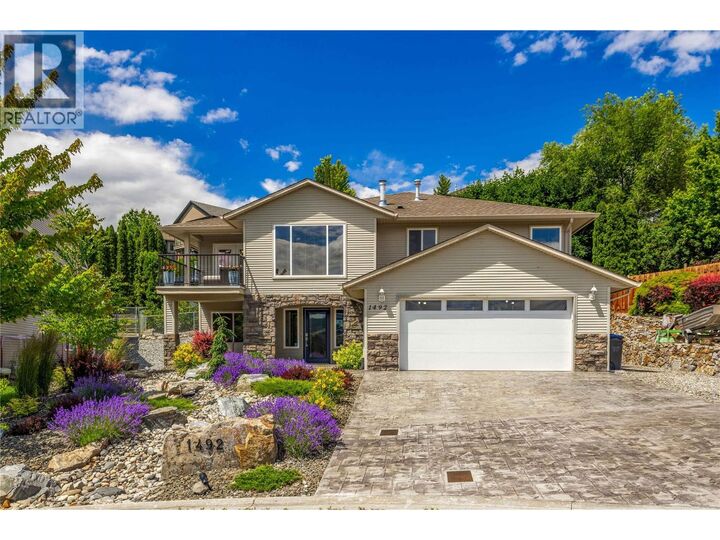 Property Photo:  1492 Longley Crescent  BC V1P 1M8 