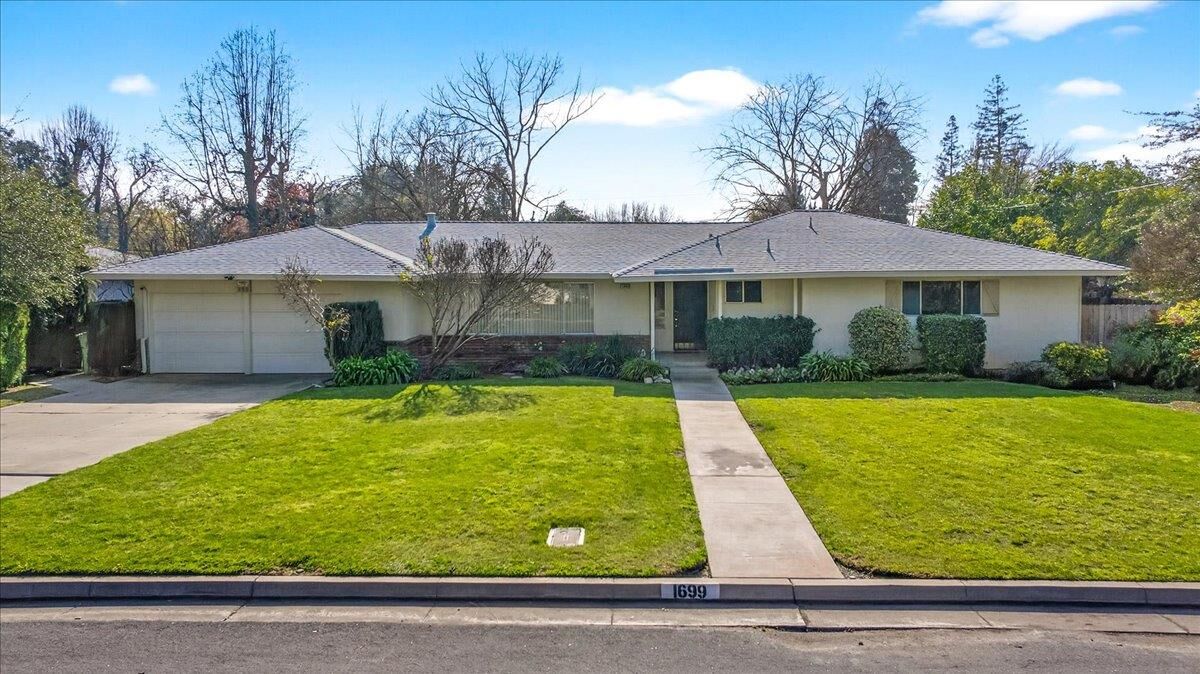 Property Photo:  1699 W San Ramon Avenue  CA 93711 