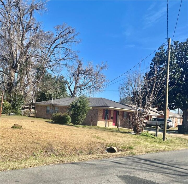 Property Photo: 446 Scarborough Avenue LA 71457