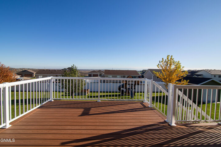 Property Photo:  320 Keidel Trail SW  ND 58554 