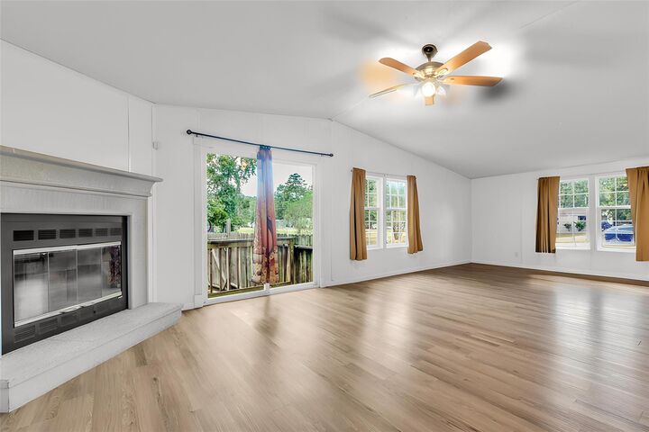 Property Photo:  16352 Crockett Crossing  TX 77303 