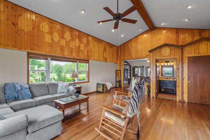 Property Photo:  9996 W Ave  IA 52738-0000 