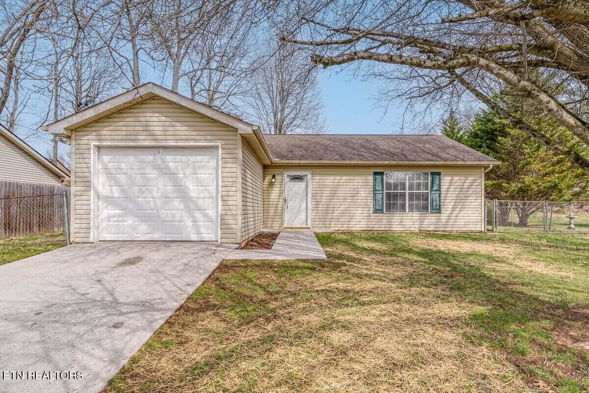 Property Photo:  7662 Trey Oaks Lane  TN 37918 