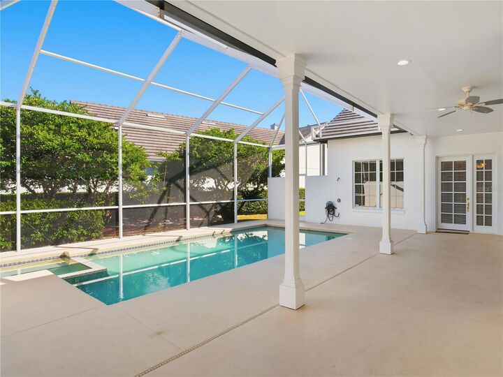 Property Photo: 9648 Bryanston Drive FL 32827