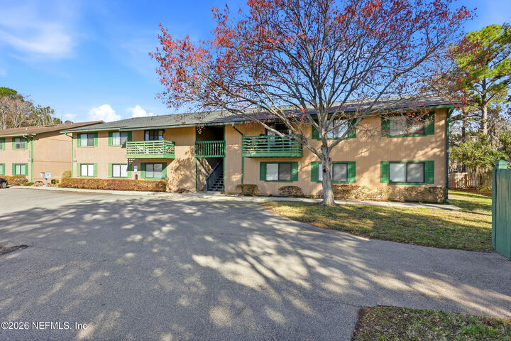 Property Photo:  3765 Crown Point Road 9  FL 32257 