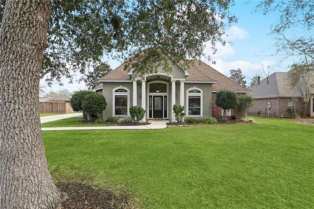 Property Photo:  225 Gum Bayou Lane  LA 70461 