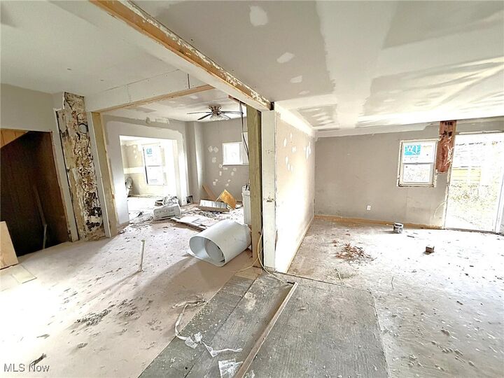 Property Photo:  411 S Collett Street  OH 45805 