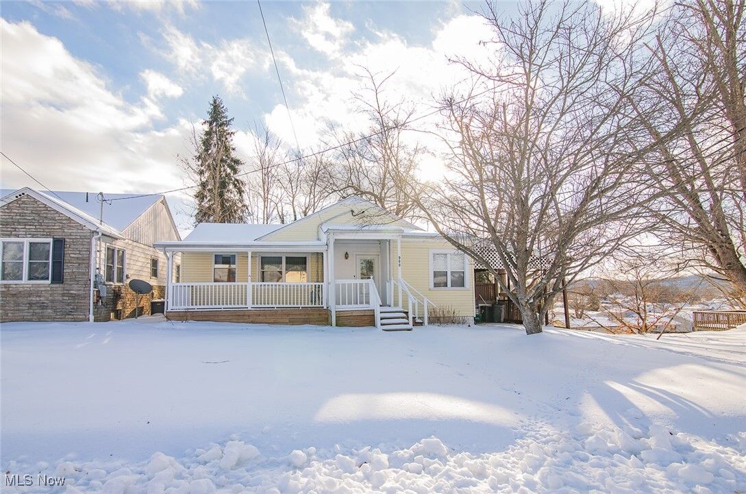 Property Photo:  900 21st Street  WV 26105 