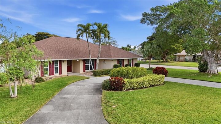Property Photo:  1235 Westfield Dr  FL 33919 