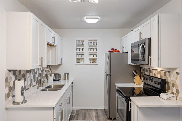 Property Photo:  9143 Highway 55 102  MN 55427 