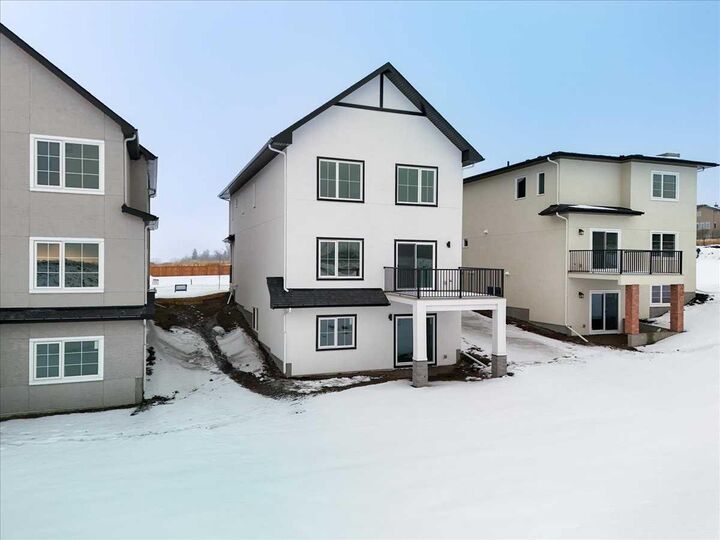 Property Photo:  7 Lakewood Way  AB T1P 2J5 