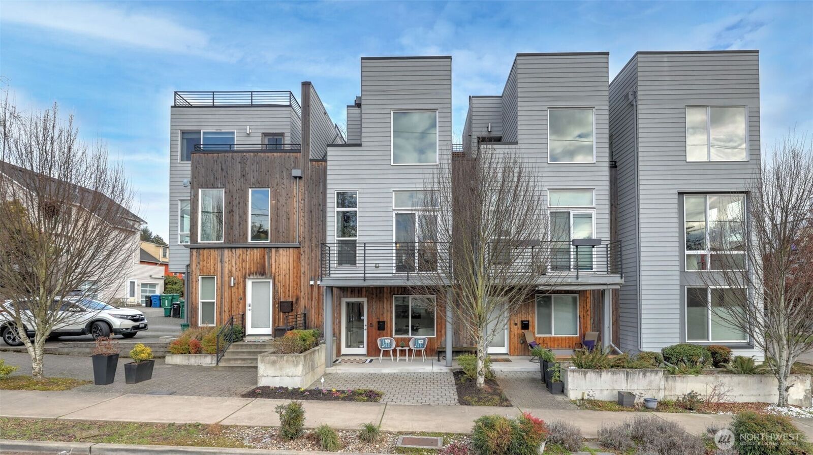 Property Photo:  6404  28th Avenue NW  WA 98107 