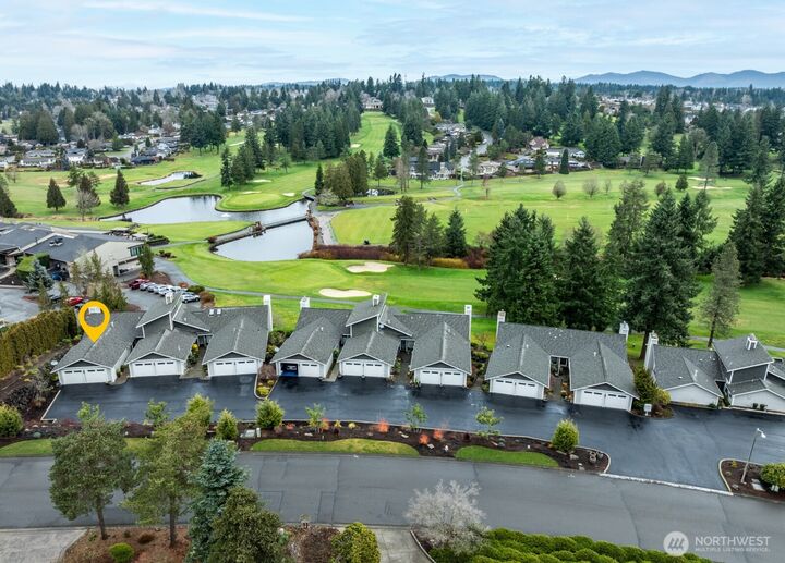 Property Photo: 13810 SE 251st Street 24 WA 98042