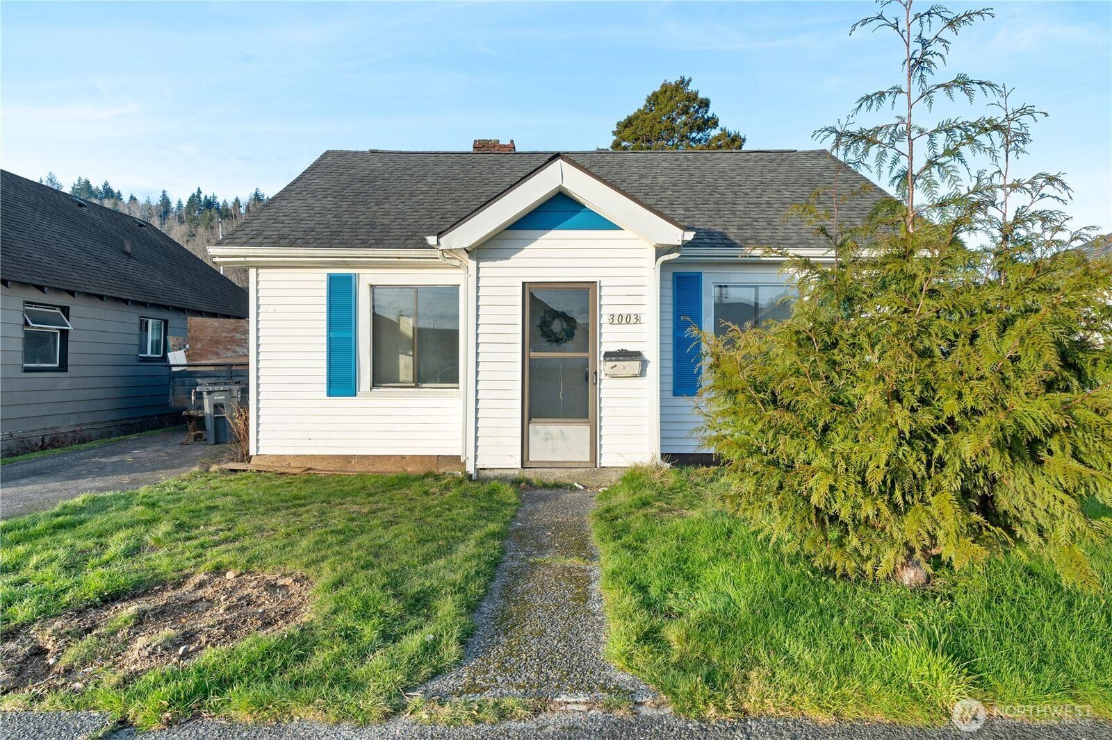 Property Photo: 3003 Sumner Avenue WA 98550