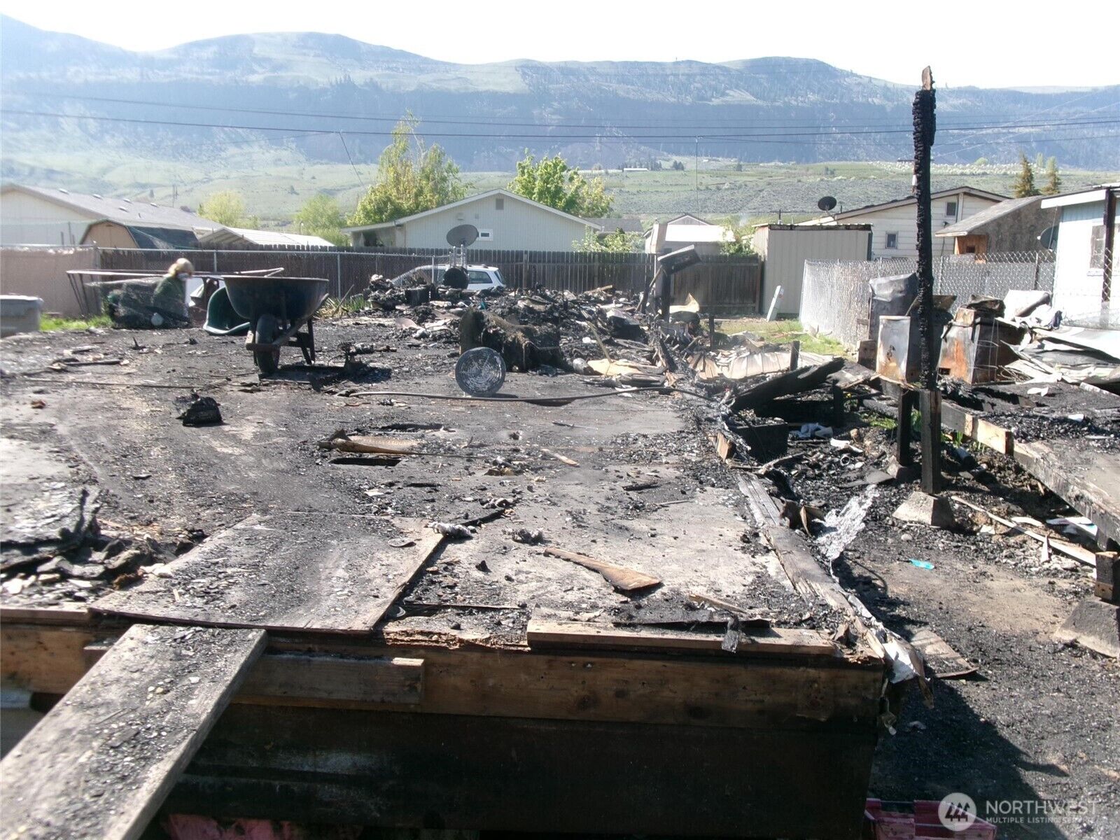 Property Photo: 4011 Dixie Lane WA 98828