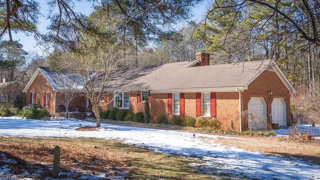 Property Photo: 446 Carpenter Dr VA 23890