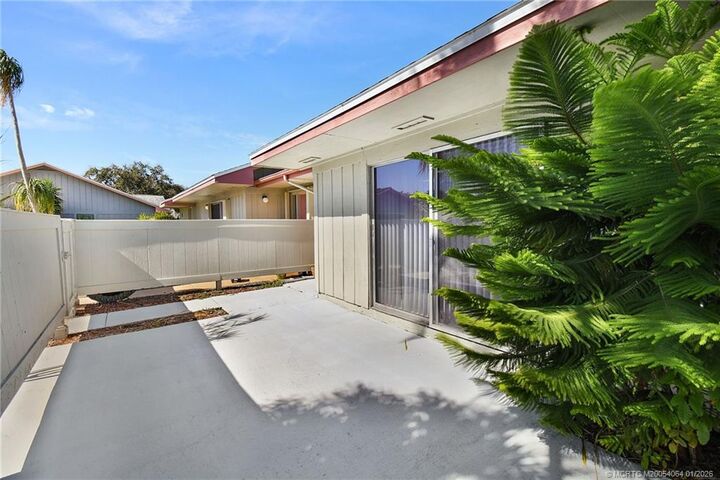 Property Photo:  4041 NW Cinnamon Tree Circle  FL 34957 