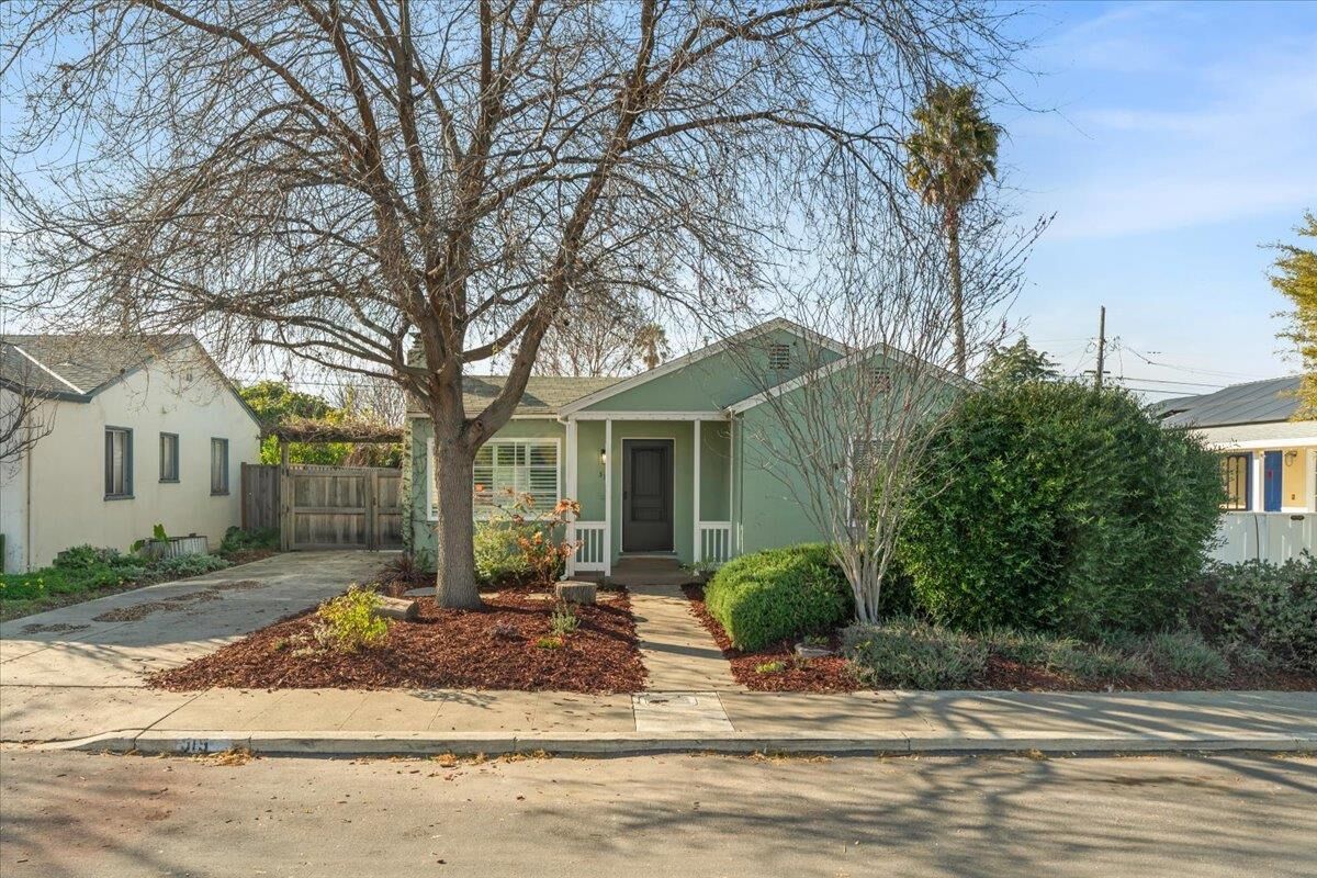 Property Photo:  515 Arleta Avenue  CA 95128 