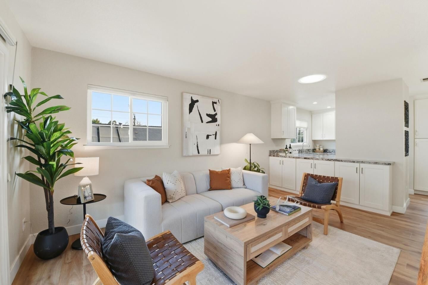 Property Photo:  171 East Empire Street  CA 95112 