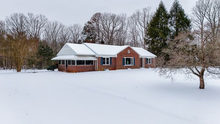Property Photo:  767 Fairgrounds Road  VA 2301 