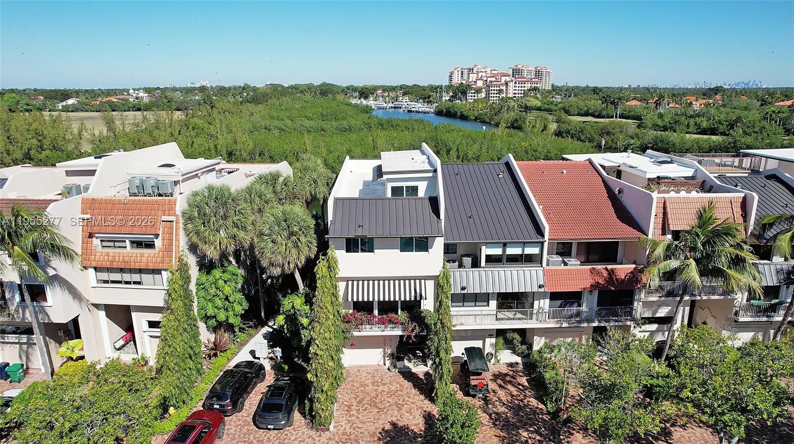 Property Photo:  6114 Paradise Point Dr  FL 33157 