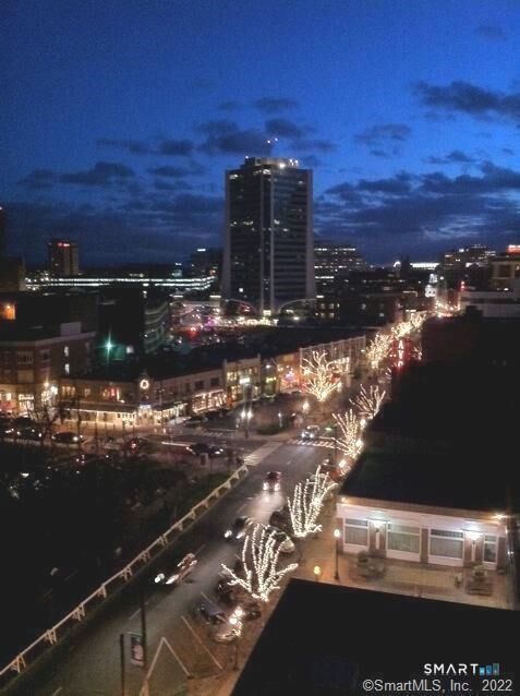 Property Photo:  444 Bedford Street Apt 7M  CT 06901 