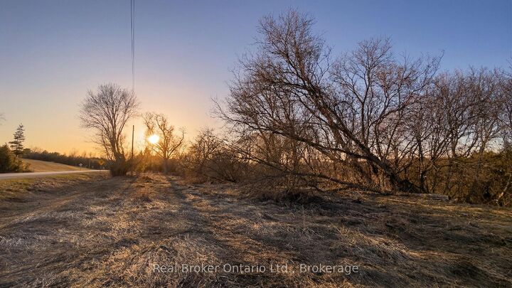 Property Photo:  401619 Grey Road 4 N/A  ON N4N 3B8 
