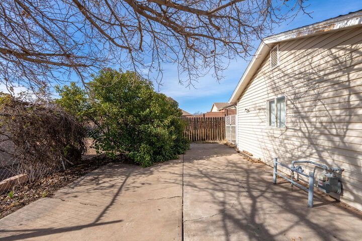 Property Photo:  575 N 1590 W  UT 84770 