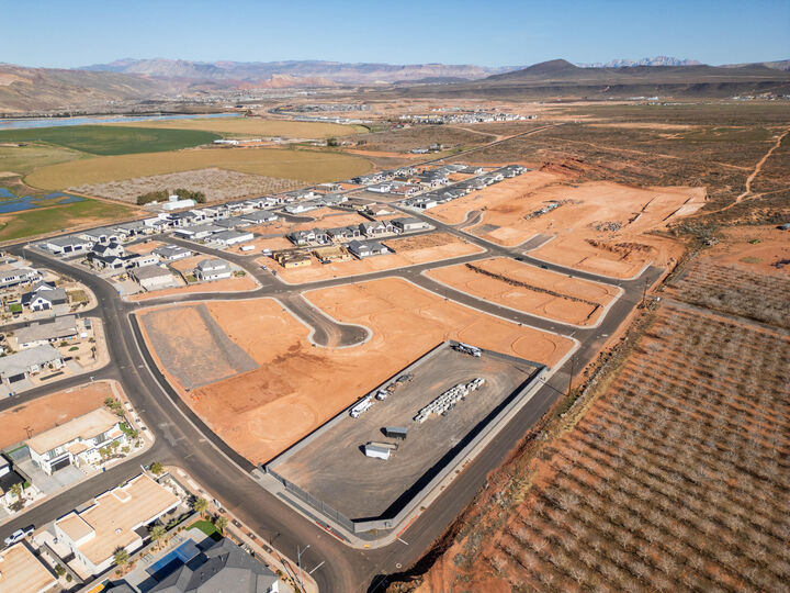 Property Photo: 2194 S 5070 W 48 UT 84737