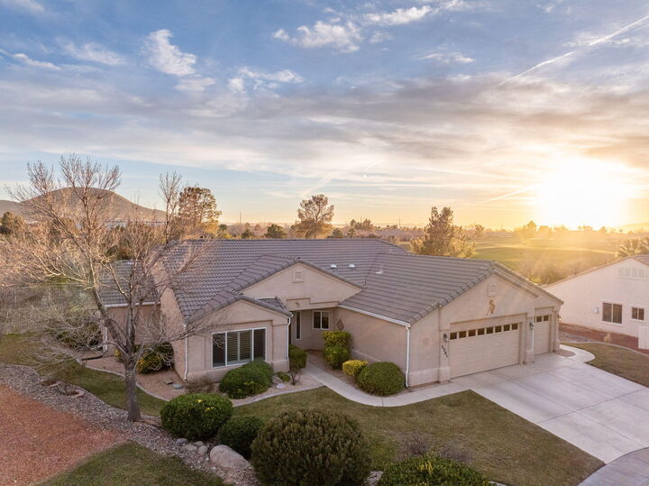 Property Photo: 2261 W 1050 N UT 84737