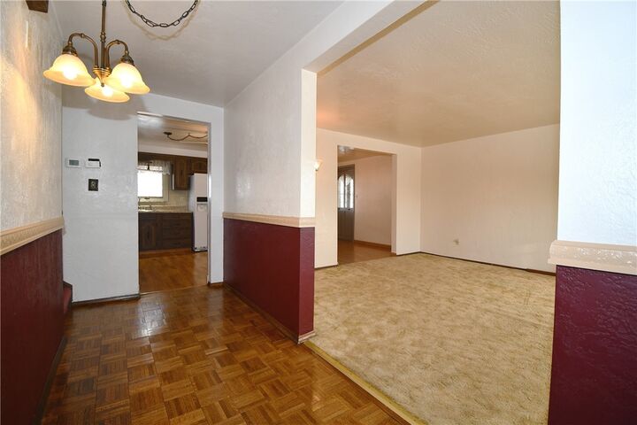 Property Photo:  309 Holly Hill Dr  PA 15237 