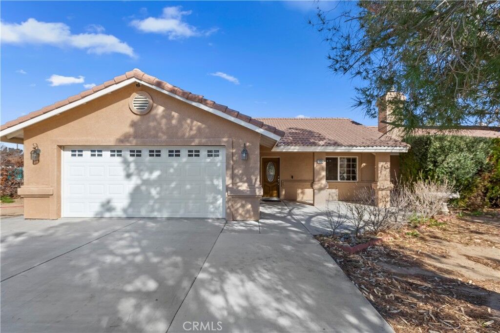 Property Photo:  18904 Madrone  CA 92345 