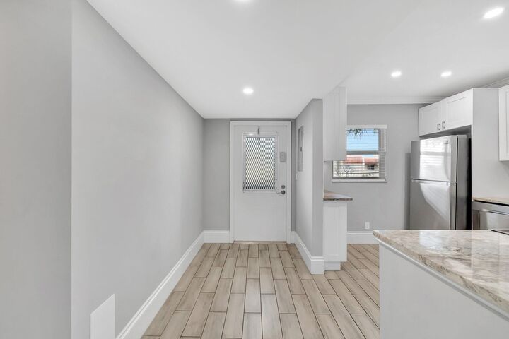 Property Photo:  2900 Fiore Way 203  FL 33445 