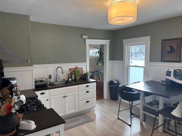 Property Photo:  52 Vine Street 2  NY 13903 